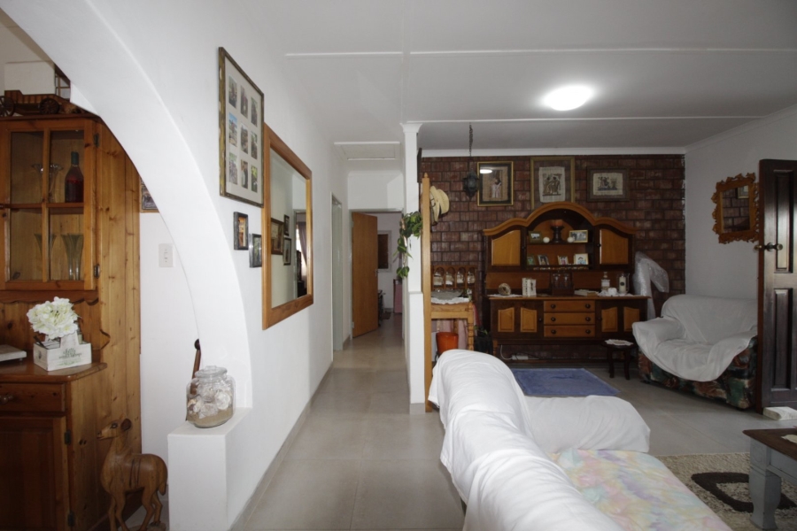 3 Bedroom Property for Sale in Wavecrest Eastern Cape